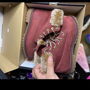 Maroon Timberlands